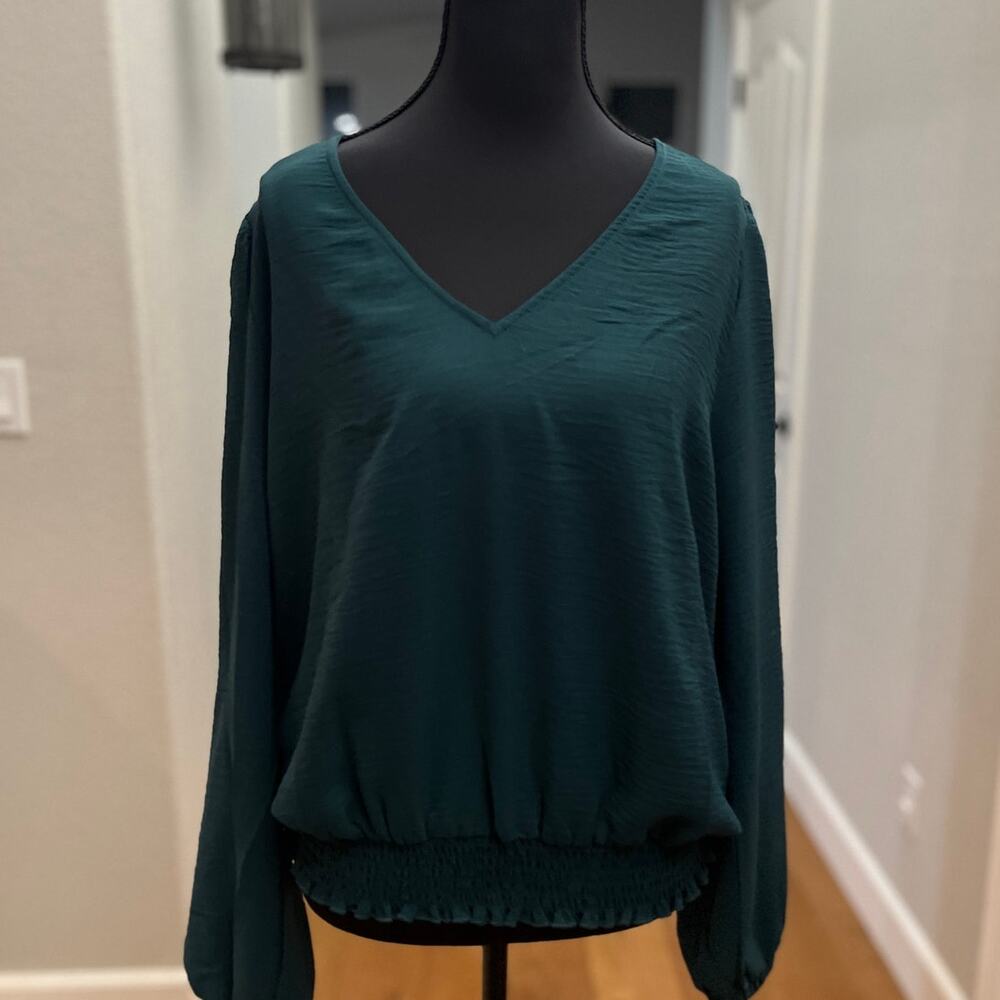 Nine Britton Ina Chiffon Smocked Bottom‎ Blouse Dark Green Floral Career Large - Picture 2 of 9
